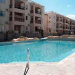 アパート Sunshine Royal Seacrest- Prime Location With Pool