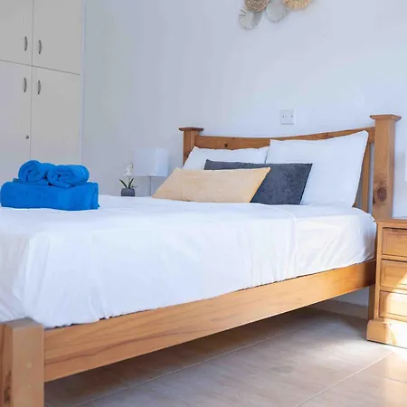 Apartamento Sunshine Royal Seacrest- Prime Location With Pool Paphos