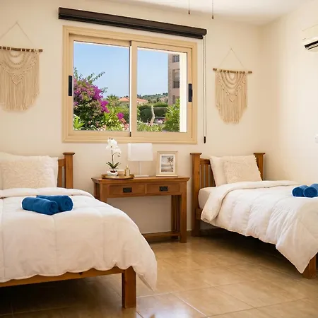 Daire Sunshine Royal Seacrest- Prime Location With Pool