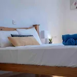 Sunshine Royal Seacrest- Prime Location With Pool * Paphos